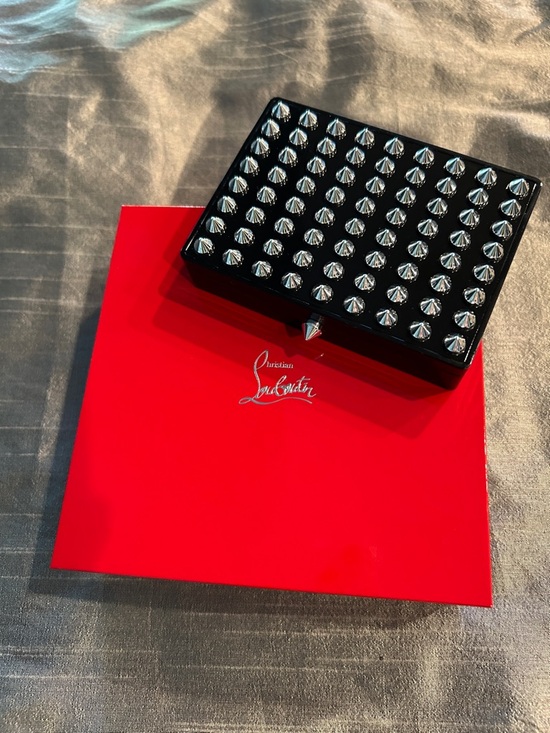 ♥️🖤Christian Louboutin Abracadabra refillable case with mirror 🖤♥️ - Picture 11 of 14